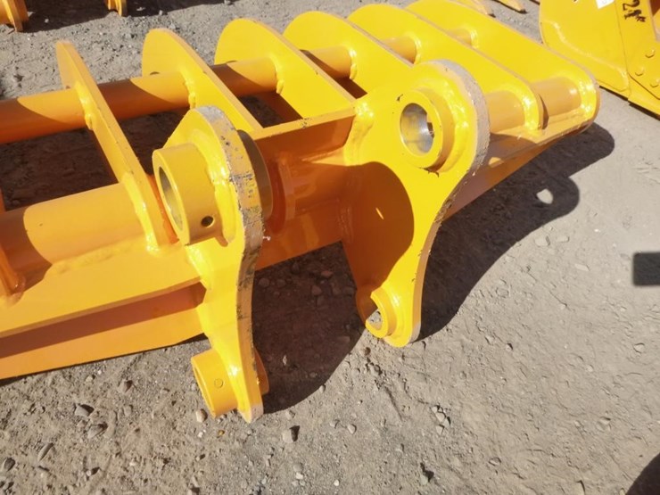 caterpillar-305-image-5