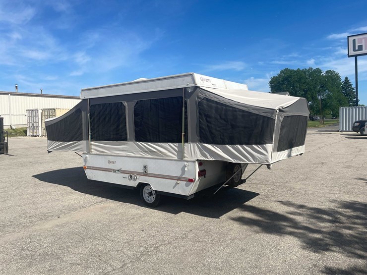 #1514-•-jayco-qwest-pop-up-camper(of)-image-7