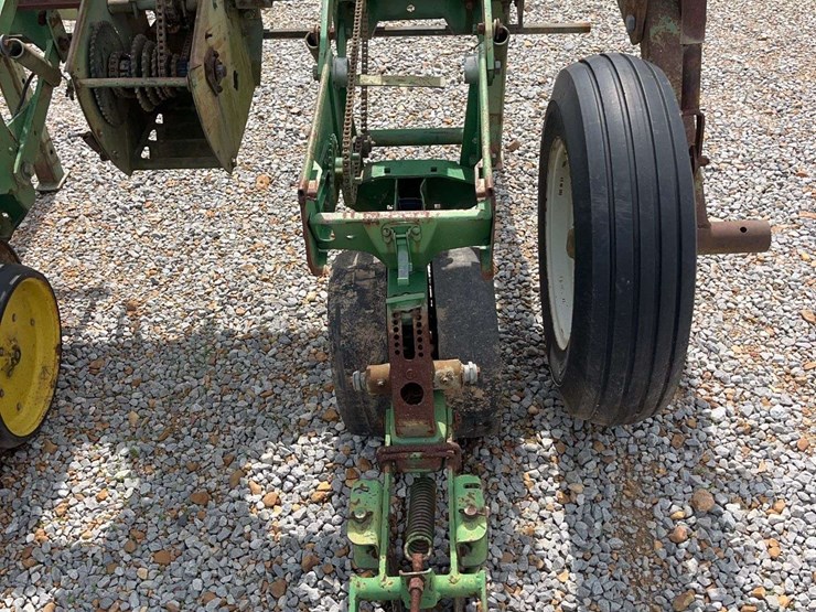 john-deere-2-image-7