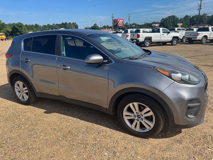 2017-kia-sportage-image-2