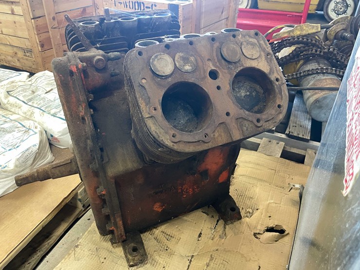#2754-•-wisconsin-motor-(e)-image-9