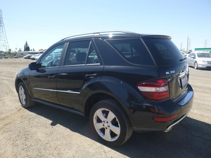 2009-mercedes-benz-ml350-image-4