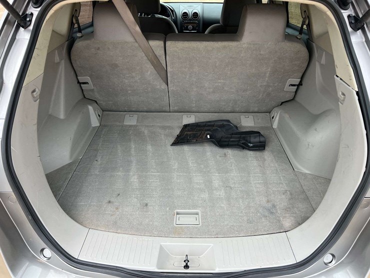 2012-nissan-rogue-image-41