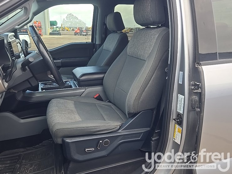 2021-ford-f150-xlt-image-39