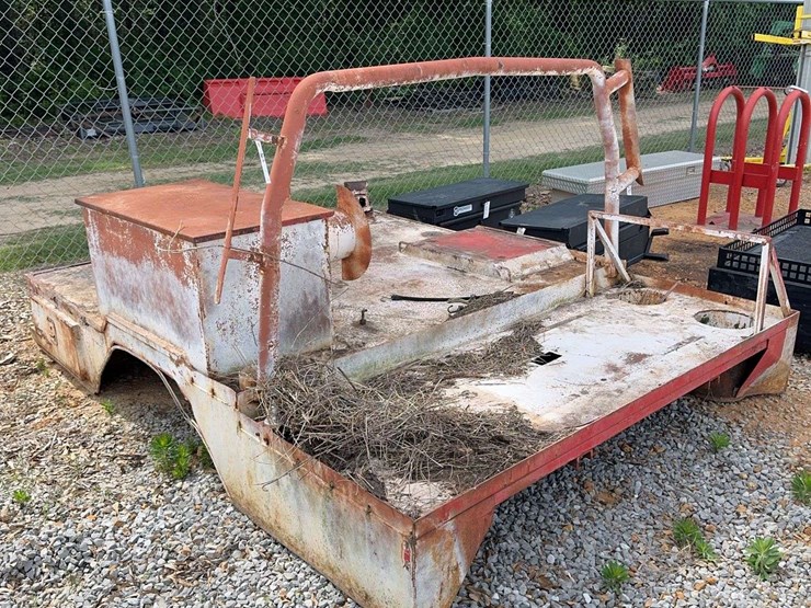 flatbed-welding-bed-with-vise-image-3