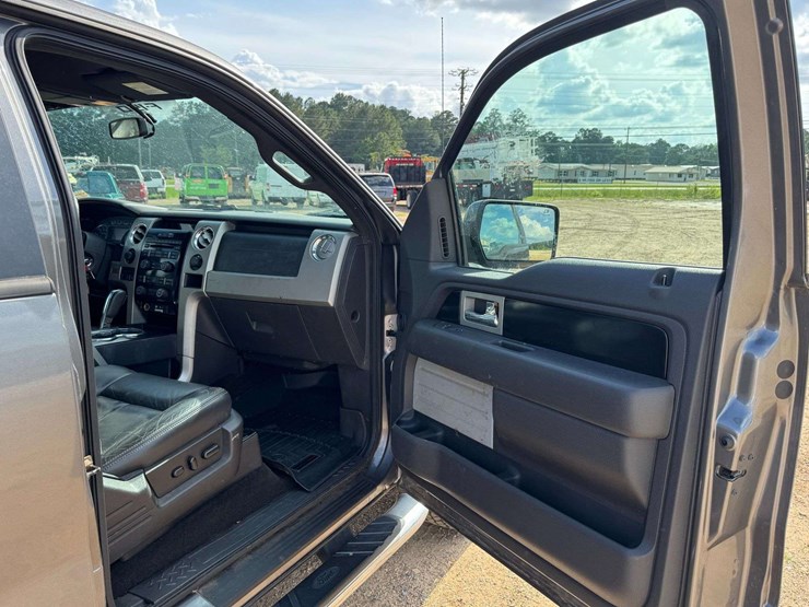 2011-ford-f150-image-15