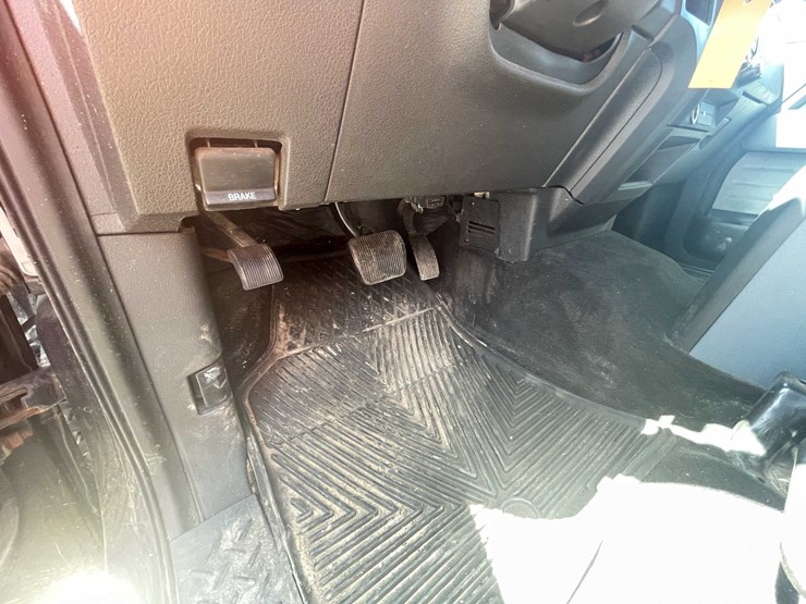 2012-ford-f150-image-60