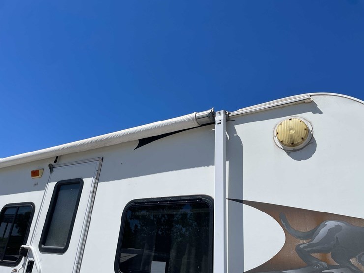 #1515-•-2008-keystone-travel-trailer-(wi-title)-(of)-image-28
