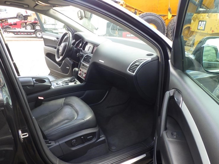 2009-audi-q7-image-6