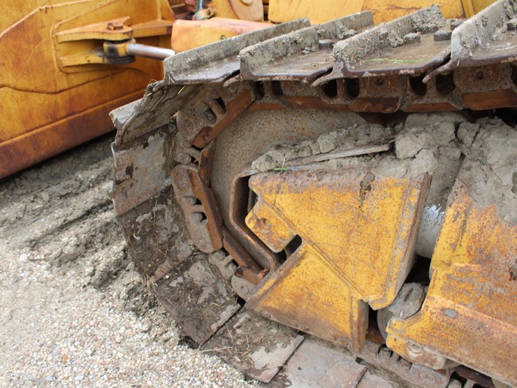 caterpillar-d6n-image-10