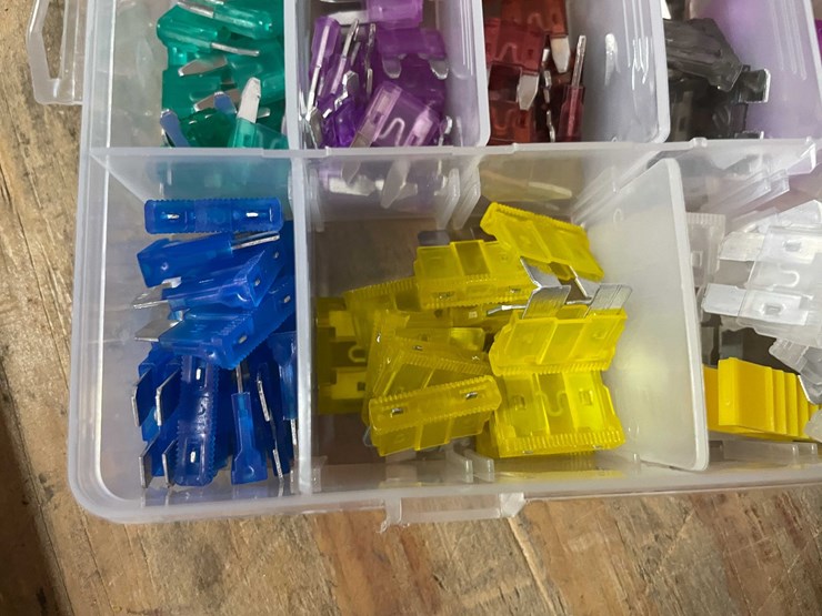 #2685-•-automotive-fuse-kit-(pr12)-image-2