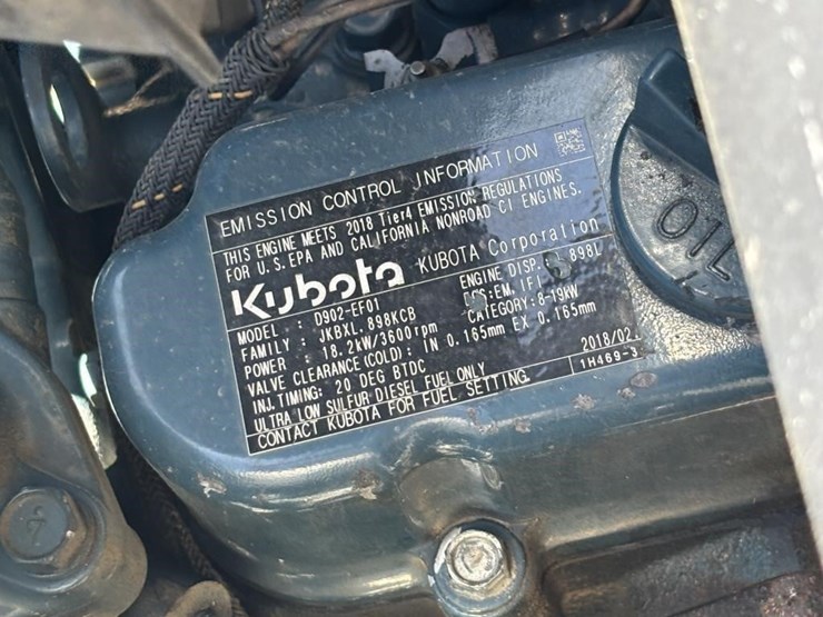 2018-bobcat-mt85-image-21