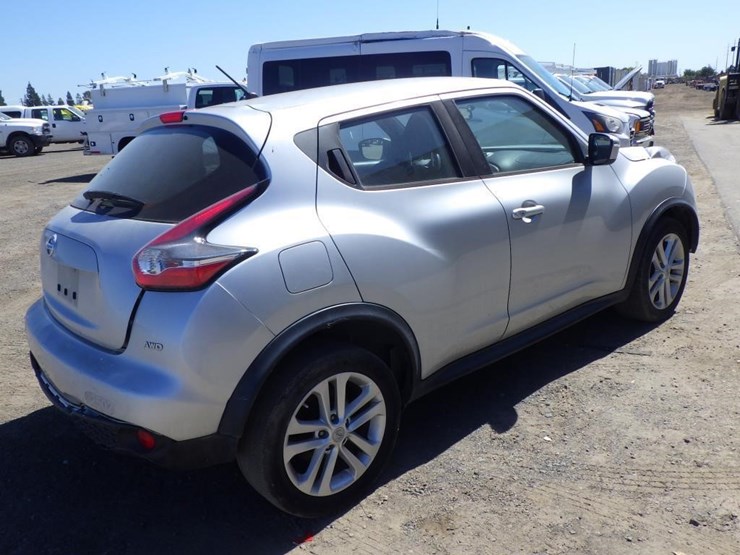 2017-nissan-juke-image-3