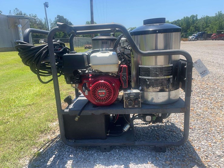be-commercial-series-pressure-washer-image-1