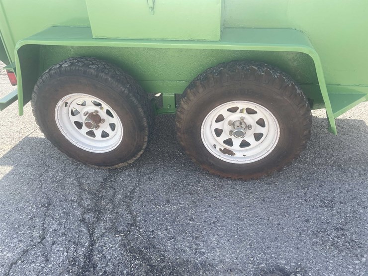 #1504-•-475-gallon-tanker-utility-trailer-(of)-image-27
