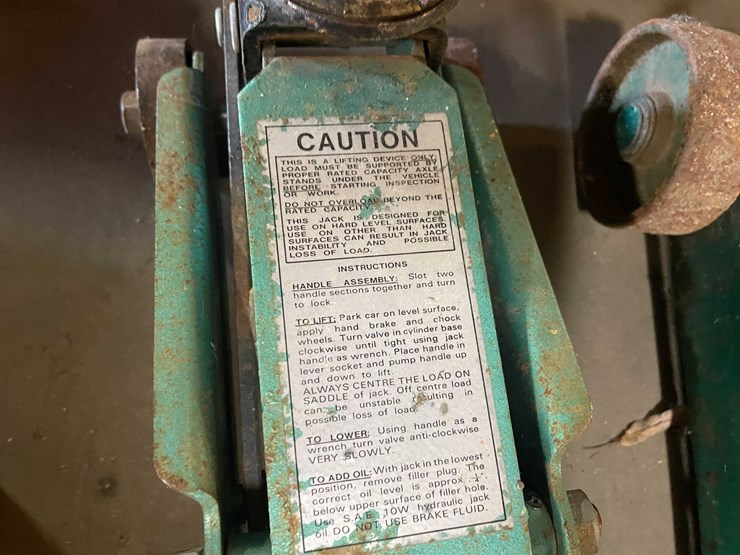 #2756-•-(2)-floor-jacks-(pr11)-image-8