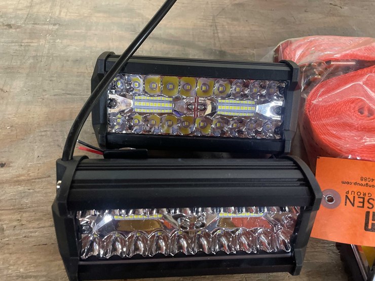 #2693-•-(2)-led-6.5"-long-worklights,-12/24vdc-(pr12)-image-1