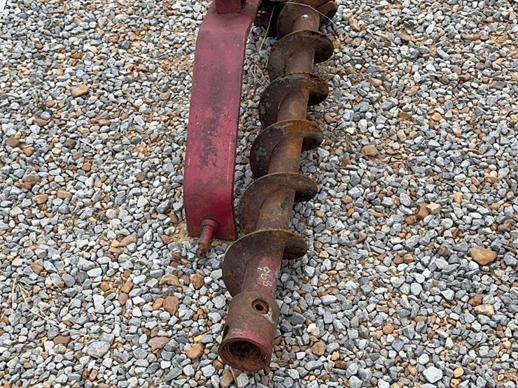 3pt-hitch-pto-post-hole-digger-image-4