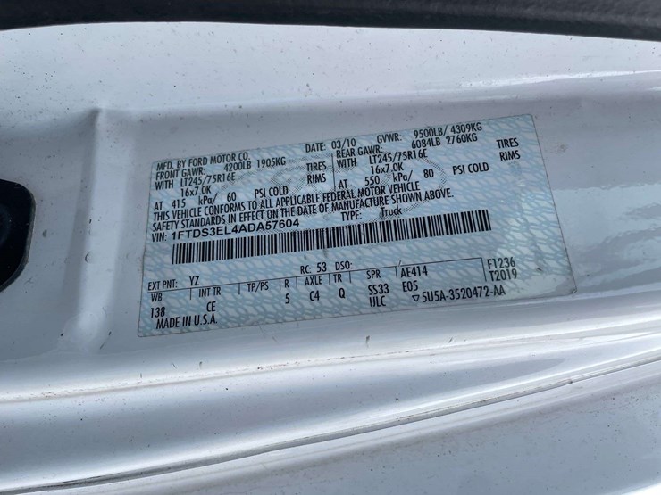 2010-ford-e350-image-26