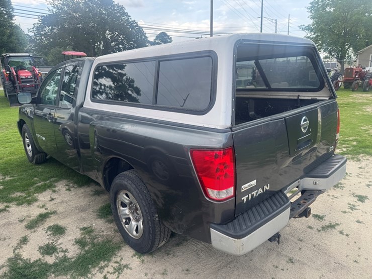 2006-nissan-titan-image-4
