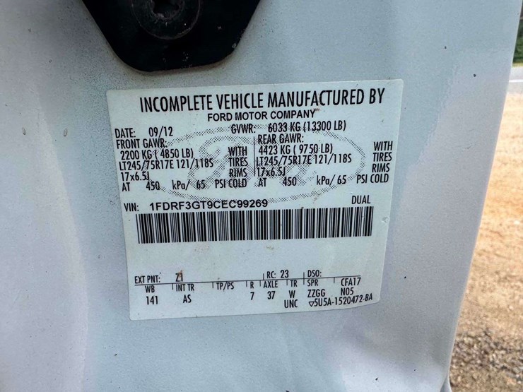 2012-ford-f350-image-22