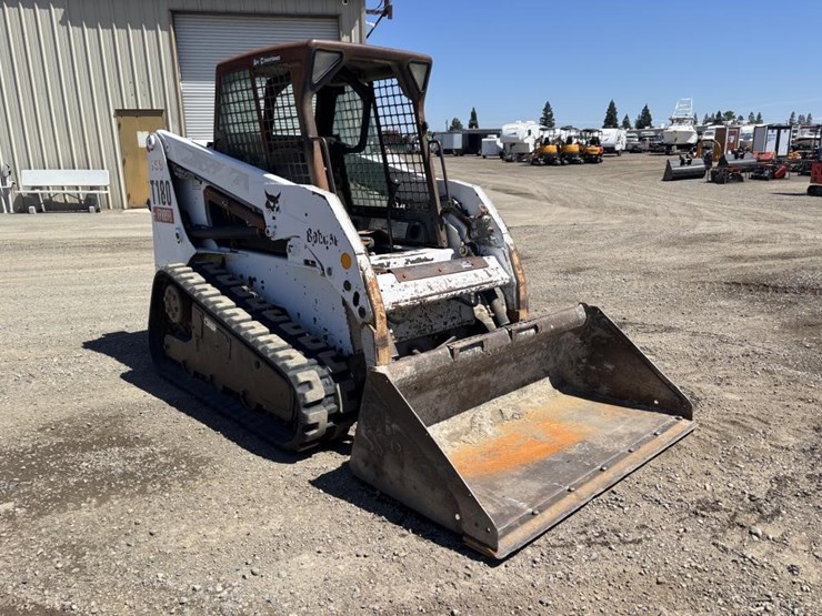 2005-bobcat-t180-image-2