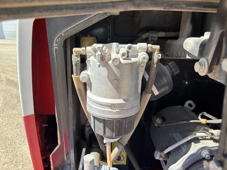 2016-takeuchi-tb240-image-54