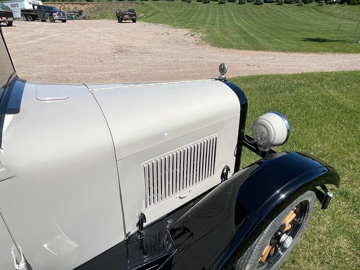 #1500-•-1928-dodge-brothers-4-door-sedan-(marion,-wi)-image-19