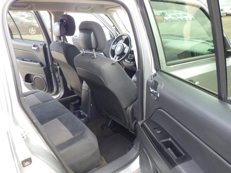 2014-jeep-patriot-image-8