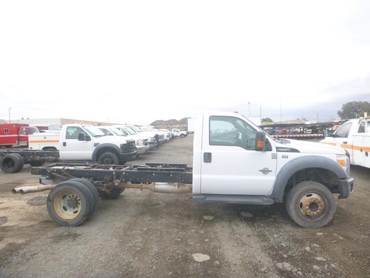 2016-ford-f550-image-7