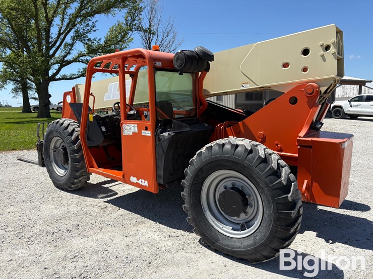 2005-jlg-g9-43a-image-7