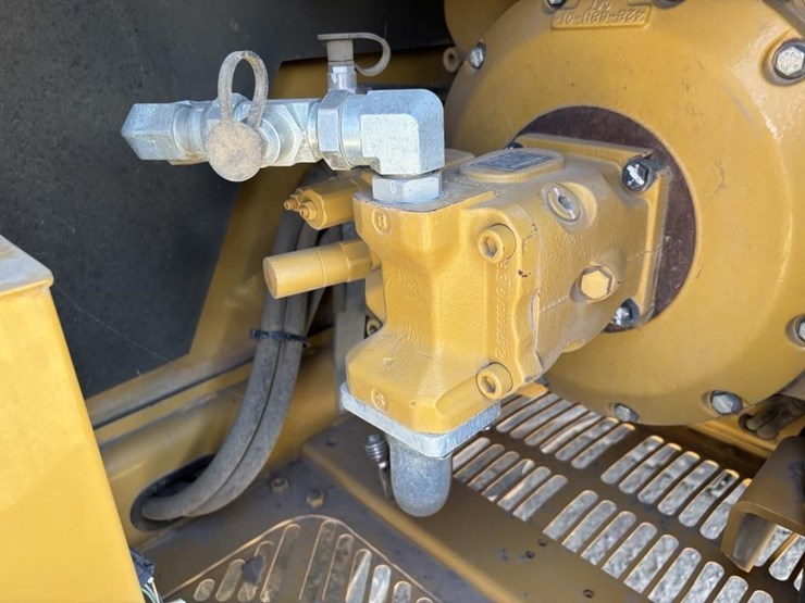 2015-caterpillar-308e2-cr-image-43