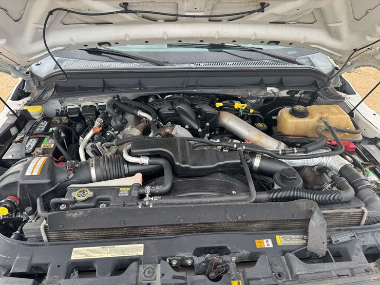 2011-ford-l-image-19