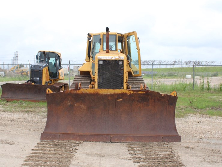 caterpillar-d6n-image-3