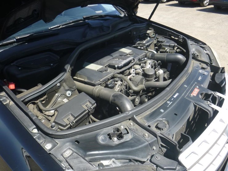 2009-mercedes-benz-ml350-image-11