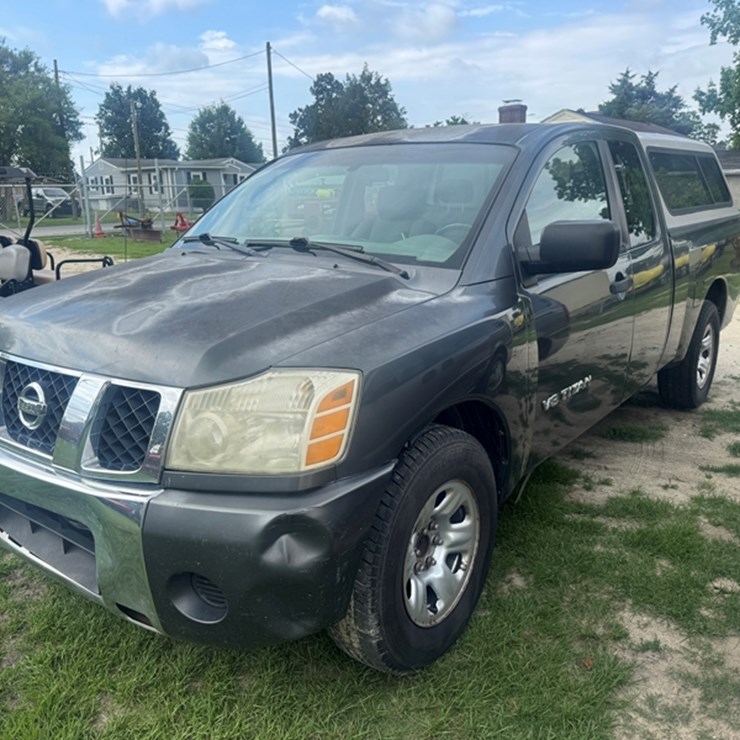 2006 NISSAN TITAN