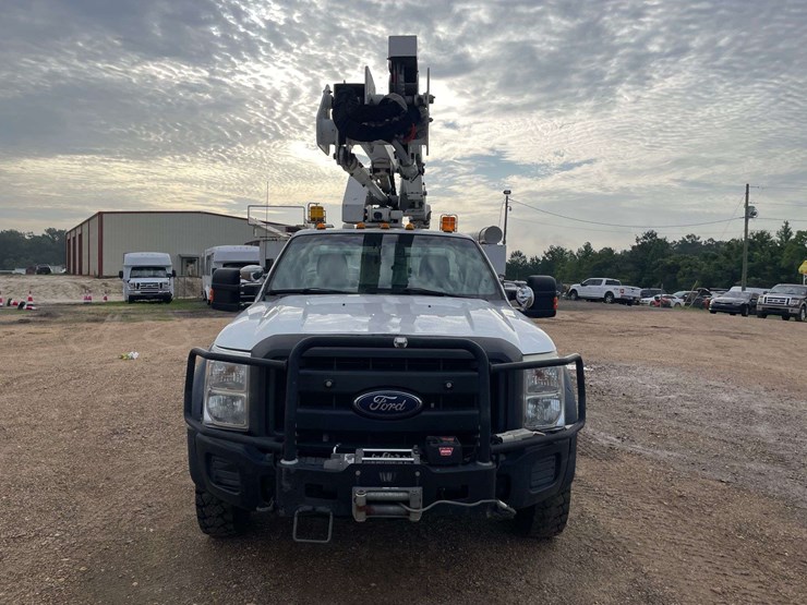 2014-ford-f550-image-5