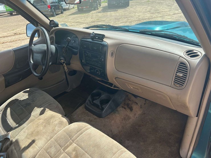 1997-ford-ranger-xlt-image-14