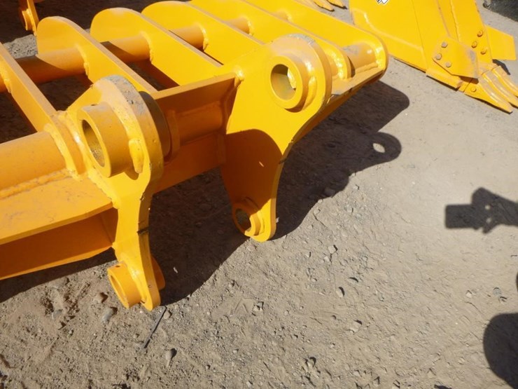 caterpillar-307-image-5