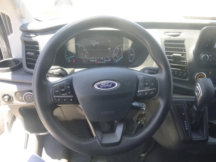 2020-ford-transit-image-8