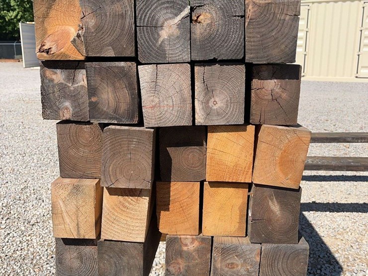 (25)-4"-x-5"-x-142"-reclaimed-fir-image-2