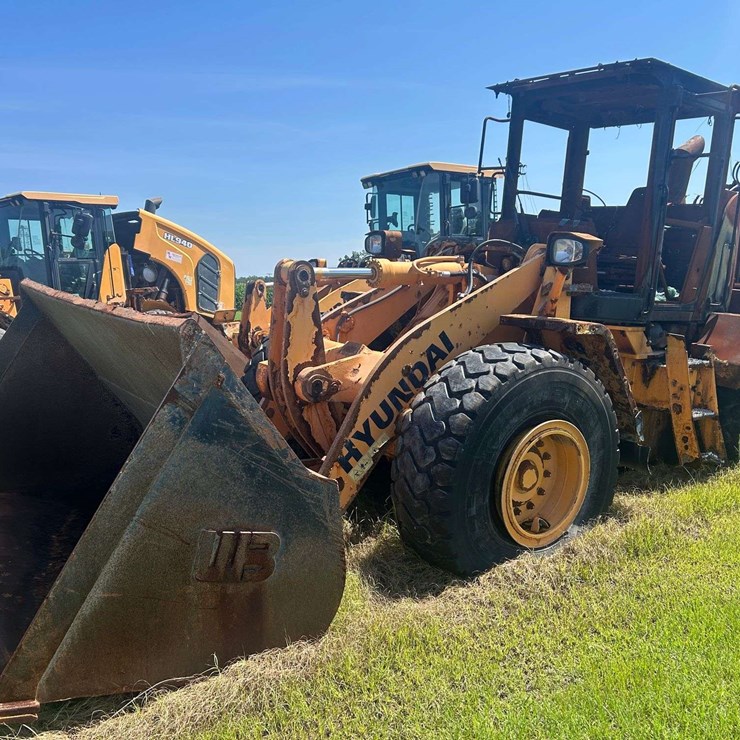 HYUNDAI HL940