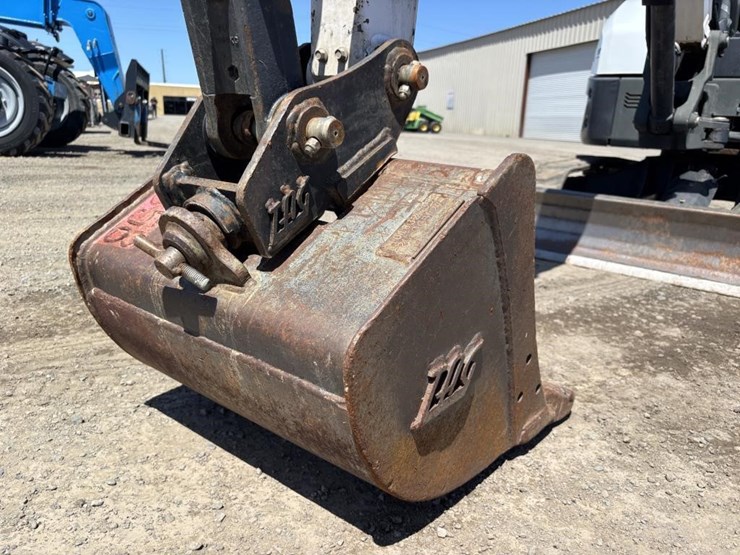 2022-bobcat-e35-image-12