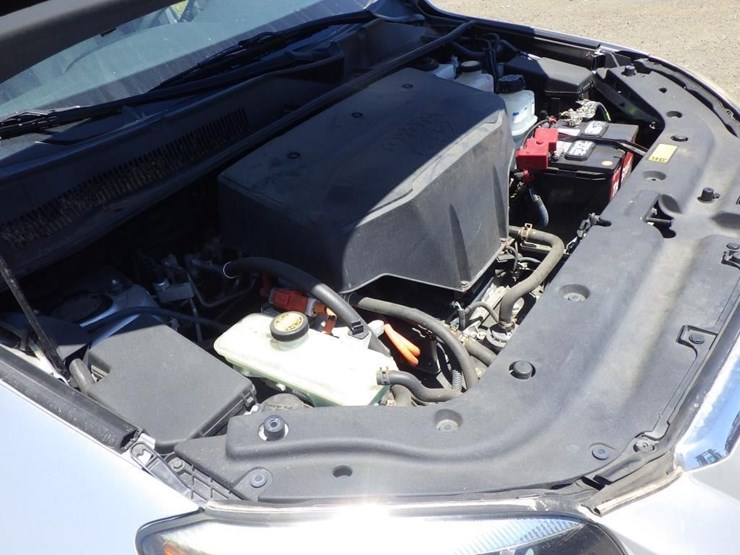 2014-toyota-rav4-image-11