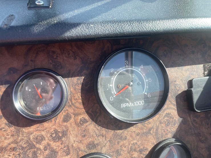 #1508-•-boat-(of)-(has-wi-title)-image-40