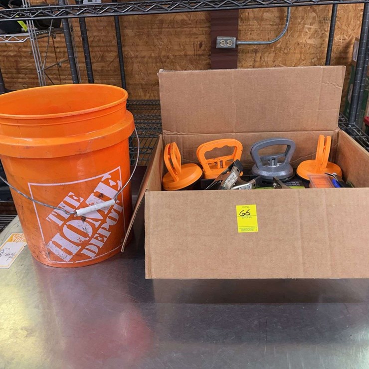 Box of Suction Lifters