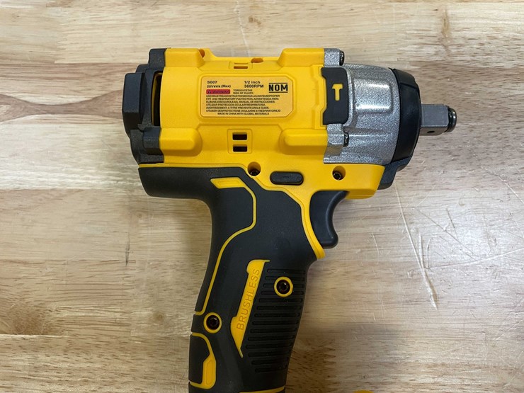 #2698-•-dewalt-20-v-compatible-1/2"-cordless-impact-(pr12)-image-4