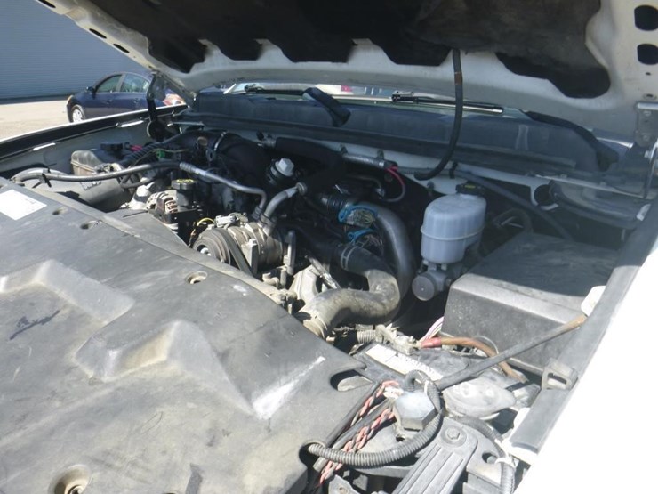 2009-chevrolet-2500-image-10