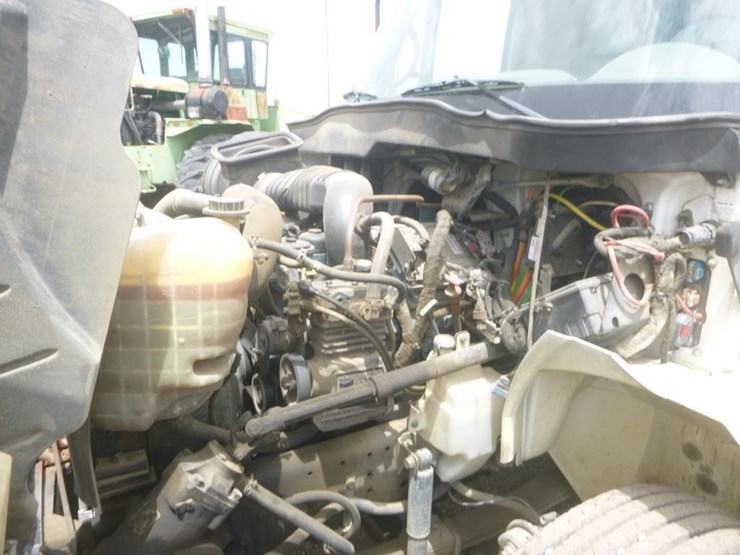2006-international-durastar-4200-image-20