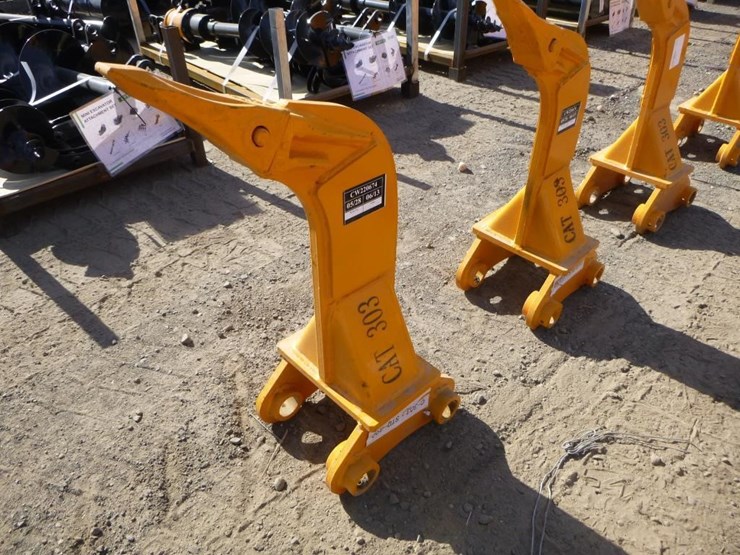 caterpillar-303-image-1